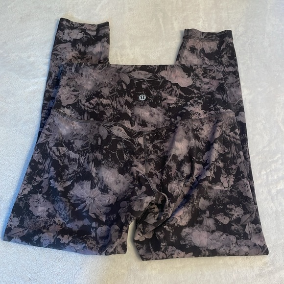 Lululemon Align Floral Illusion Ice Grey Leggings - Picture 8 of 10